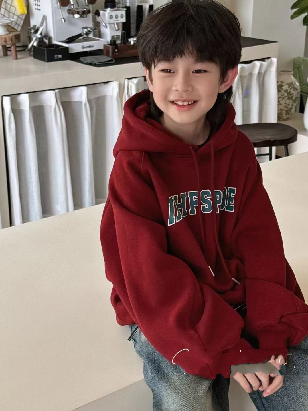 秋冬英文字母男童洋气带帽冬款中大童一体绒卫衣