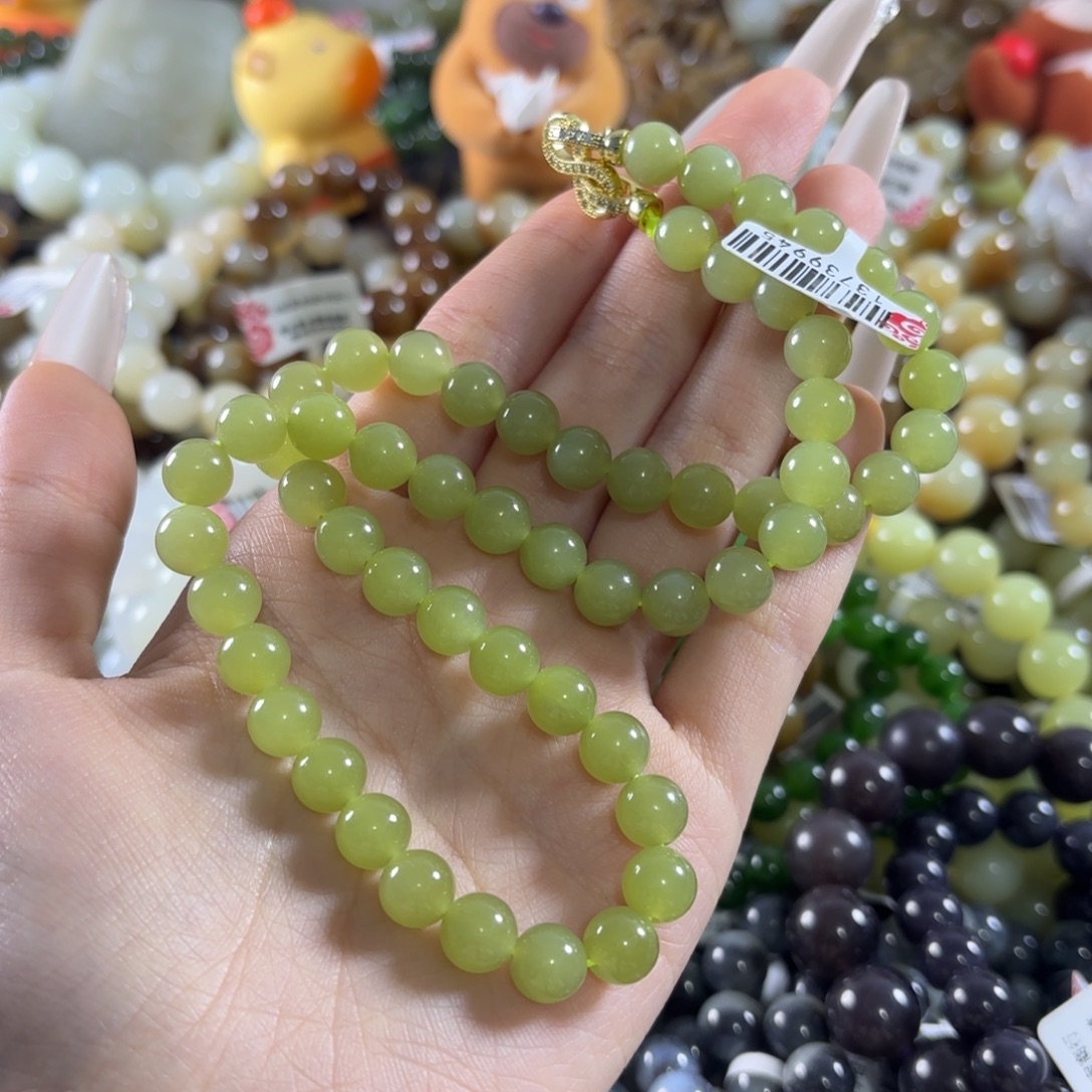 再***丶和田玉未镶嵌手链拍3发1。567