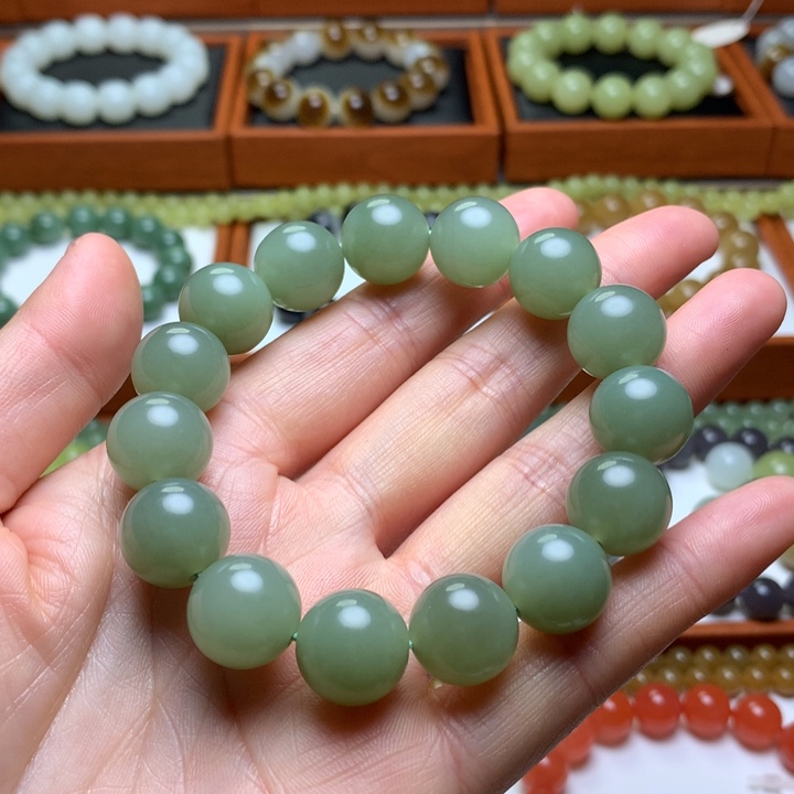 和田玉手串未镶嵌