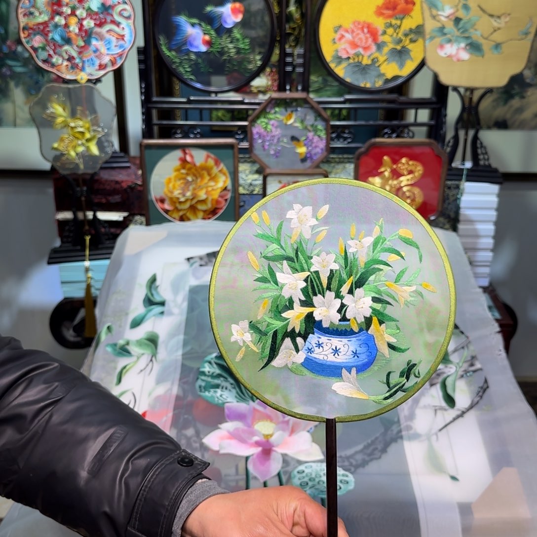 刺绣刺绣工艺精湛