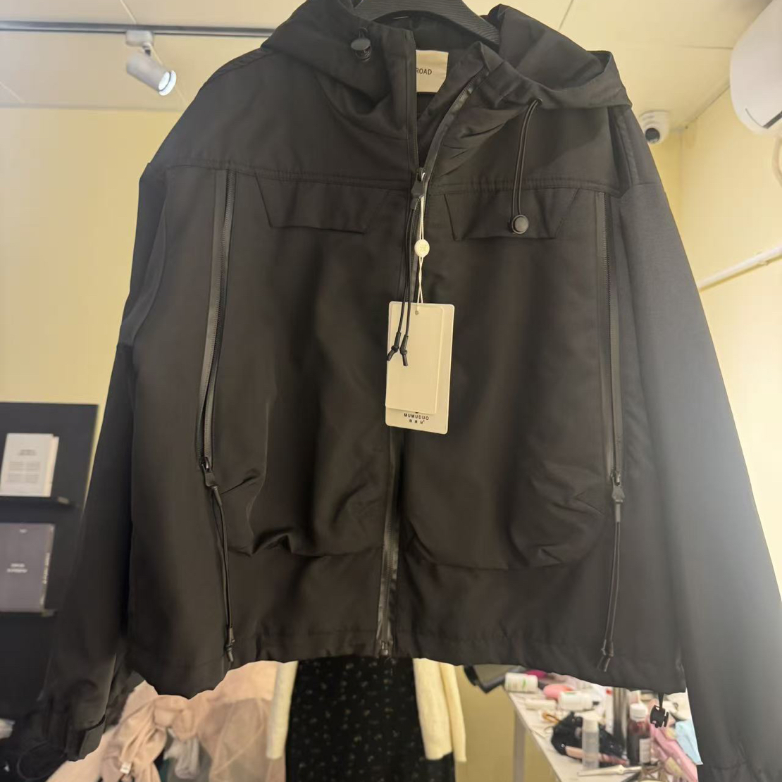 春秋新款女短款连帽冲锋衣外套洋气休闲百搭