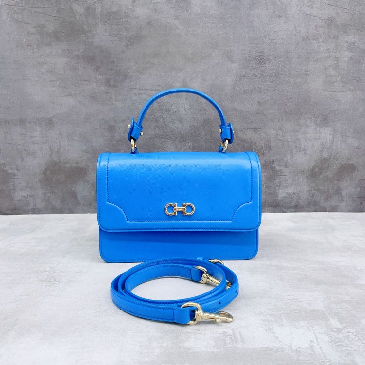 95新/菲拉格慕/C1896781149/[251126CZ02]