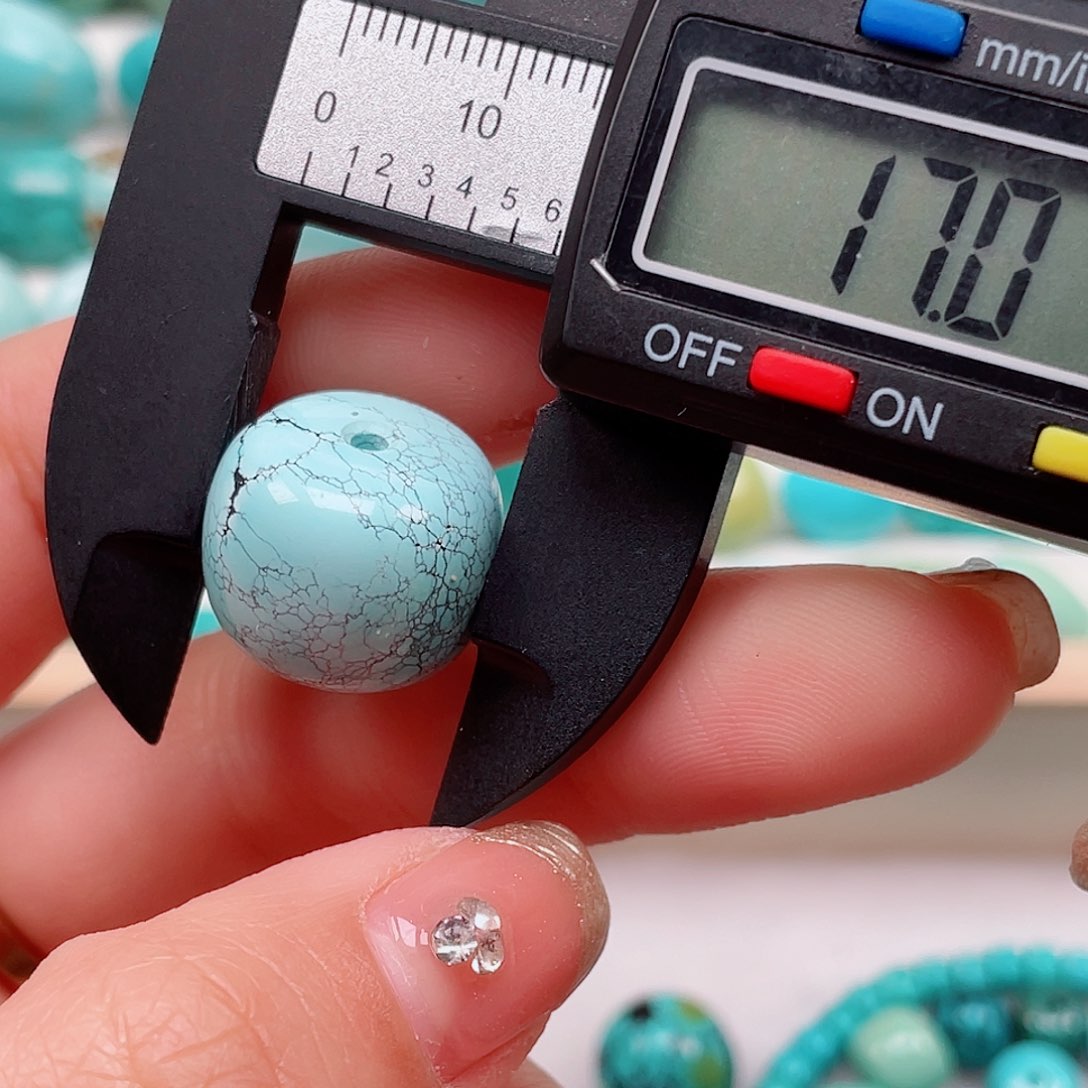 绿松石配饰未镶嵌