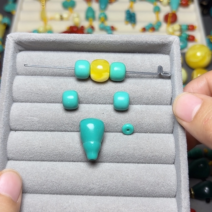 非金属顶蜜12.绿10.三通12.绿隔片，弟子卡6绿老型