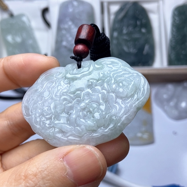 翡翠未镶嵌挂件翡翠