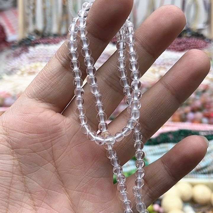 玛瑙/玉髓珠宝半成品未镶嵌4.5mm左右白水晶珠