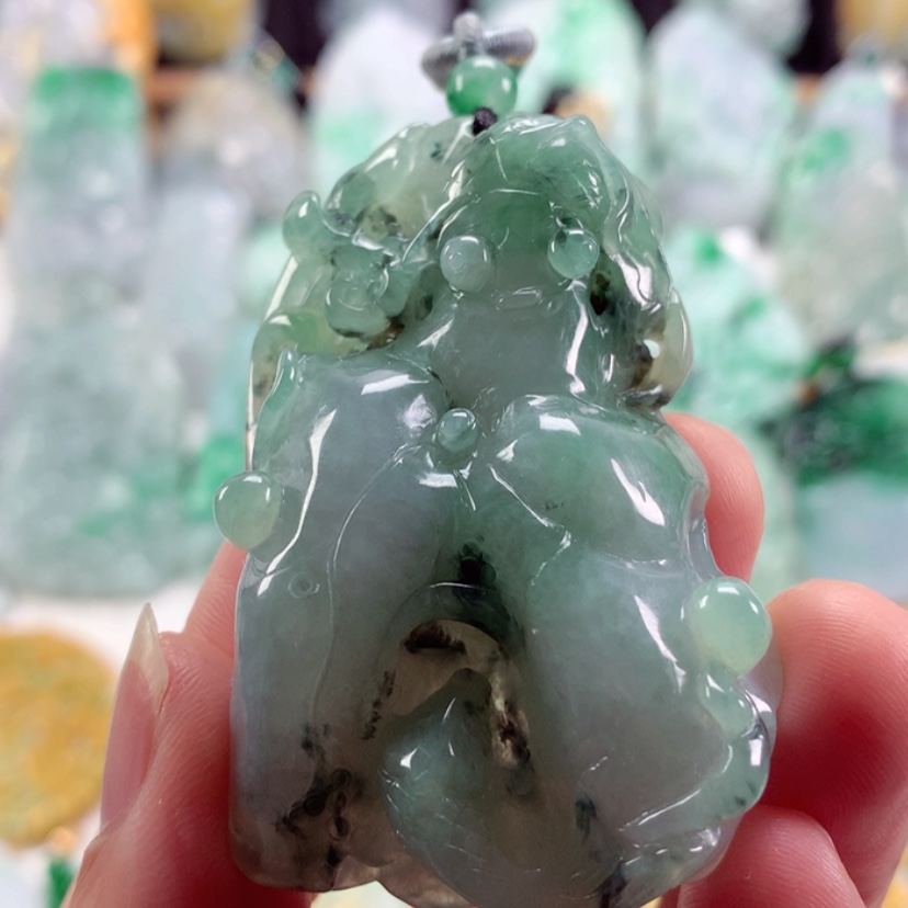 【闪购商品】翡翠吊坠(不含链)未镶嵌