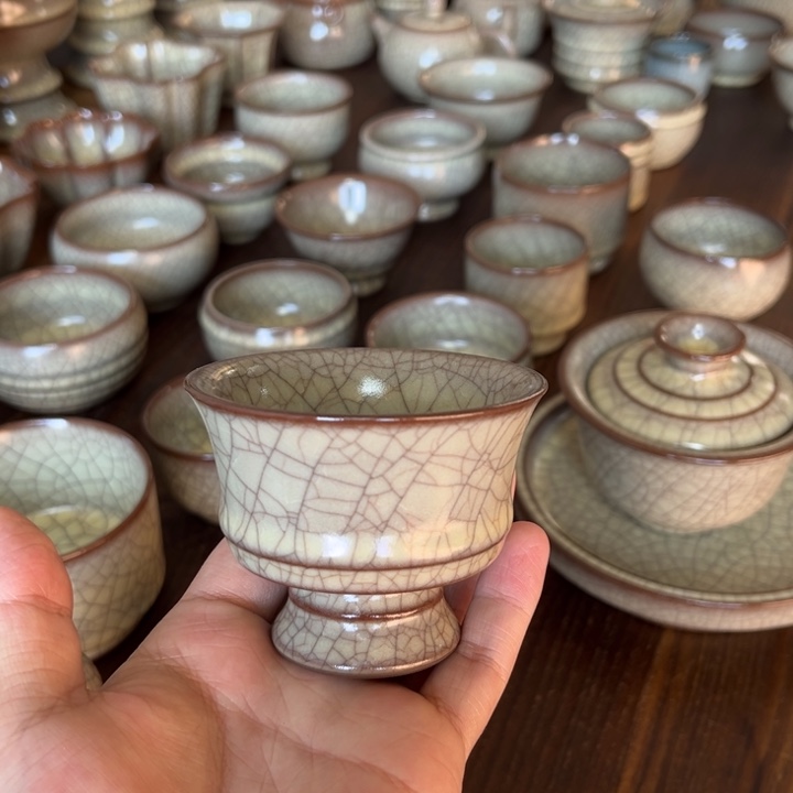 蒋加宝 传世哥窑 高足杯