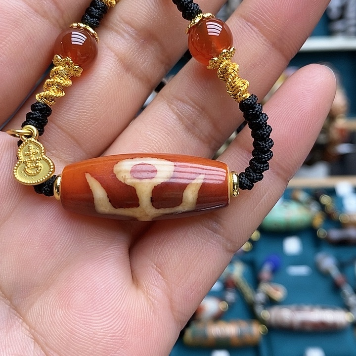 玛瑙/玉髓颈饰合金