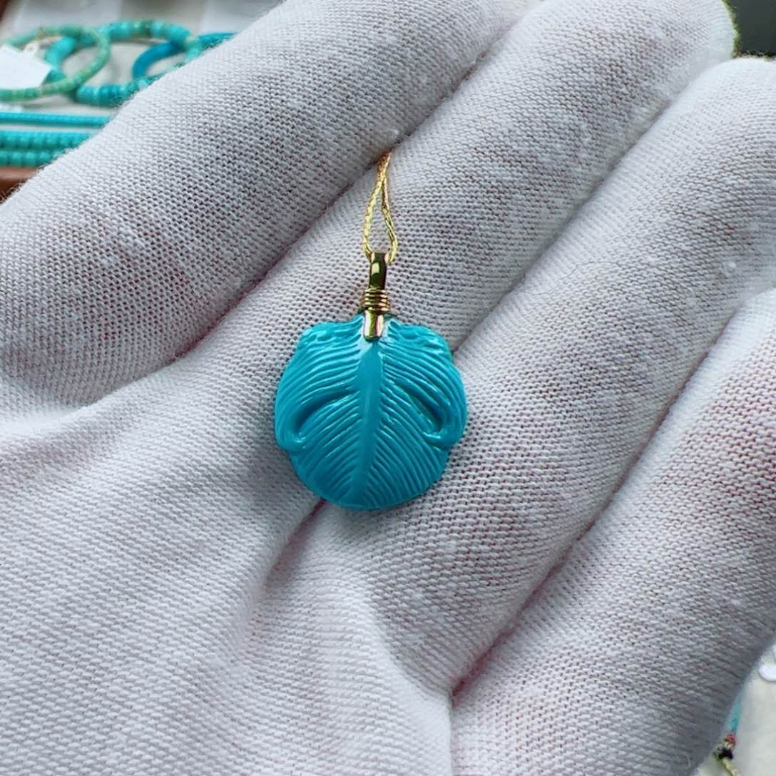 绿松石挂件18K金镶嵌1个