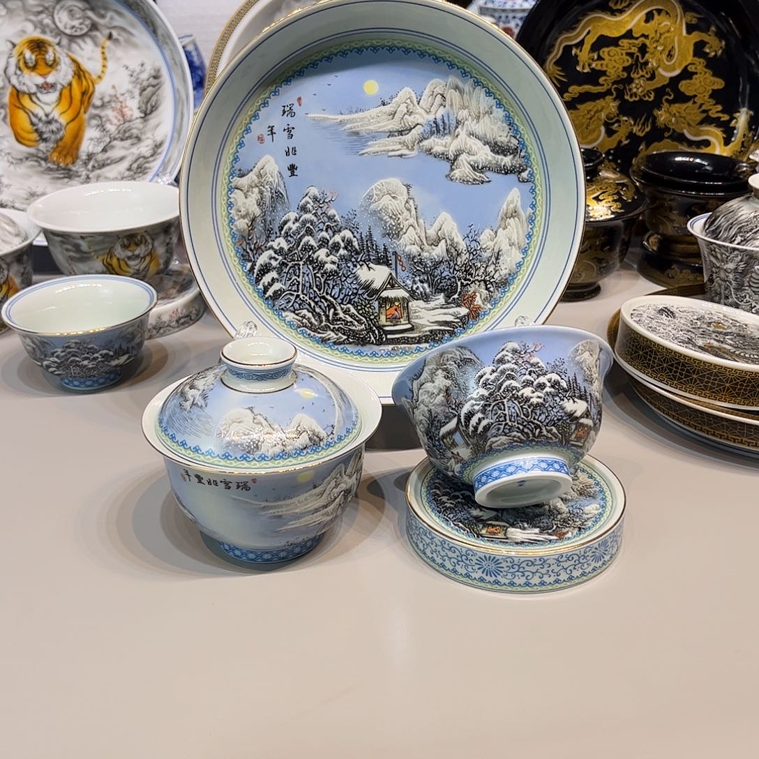 祗***景德镇市陶瓷艺术