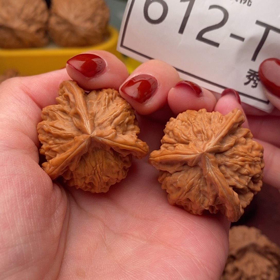 文玩核桃把件盘山奔35