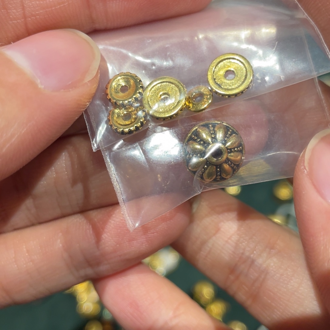 黑钻6片轴，大黑格桑花一个