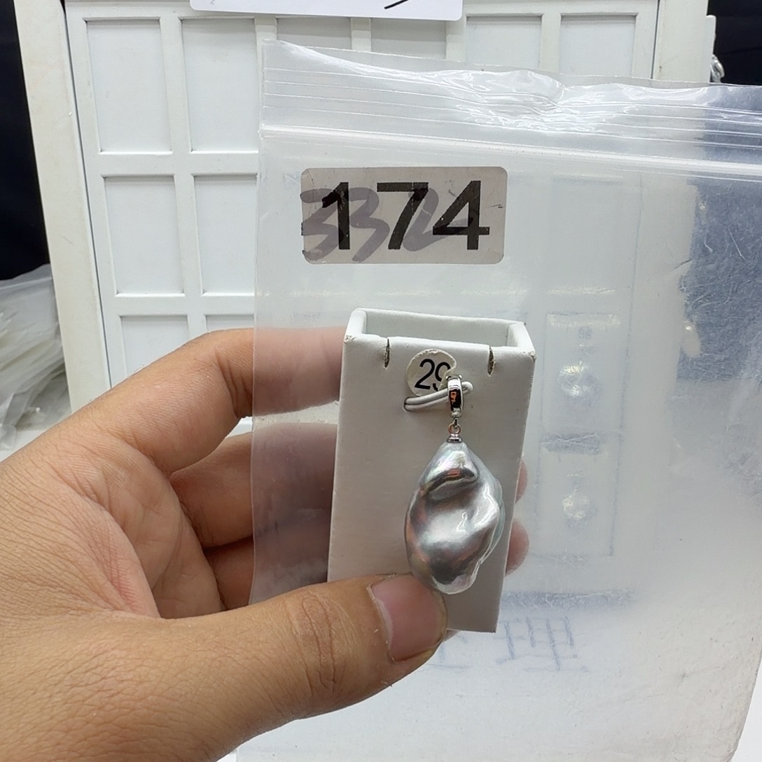 合金颈饰淡水珍珠