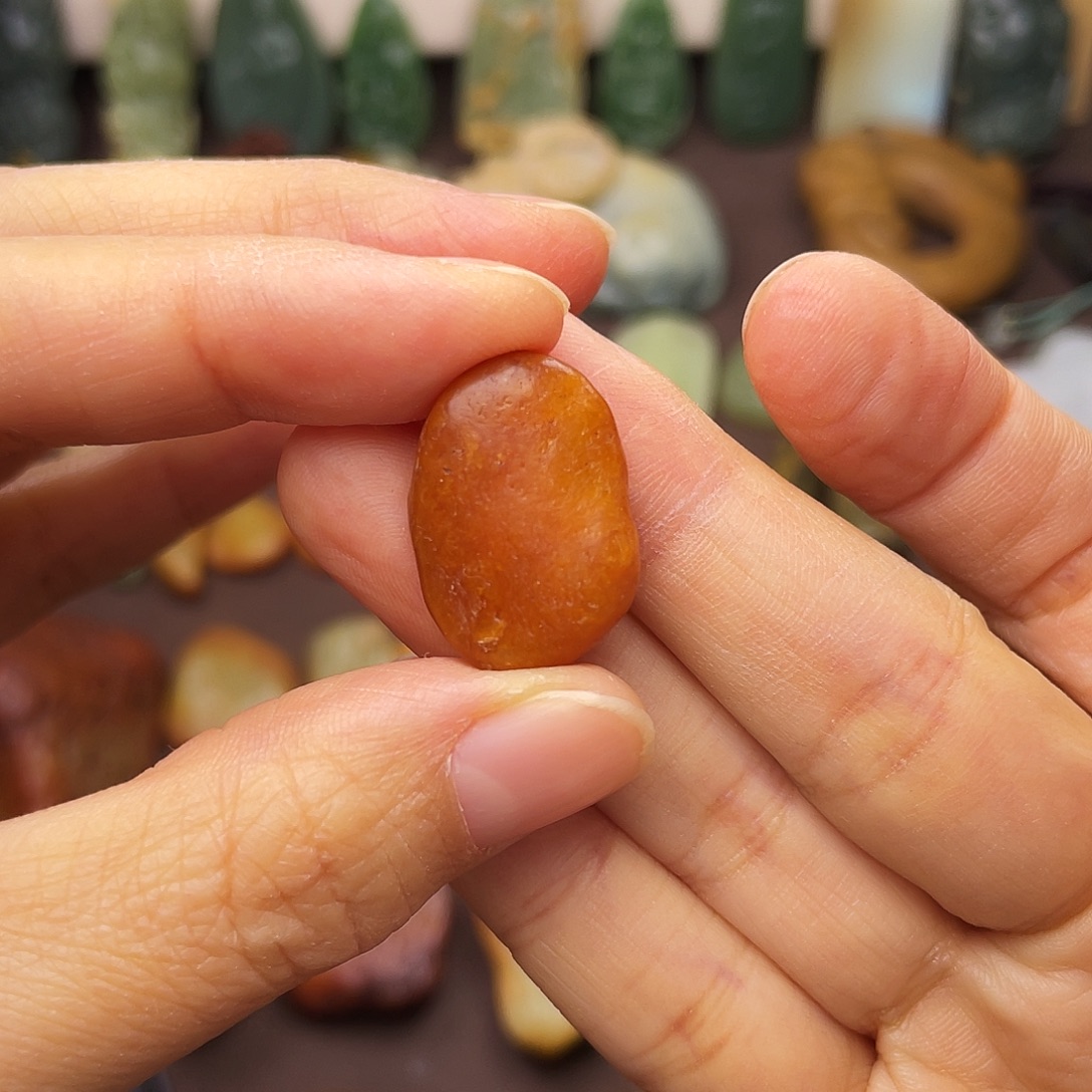 岫岩河磨玉（透闪石质玉）未镶嵌颈饰