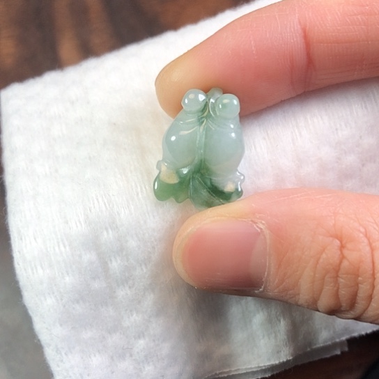 翡翠未镶嵌颈饰缅甸A货，每天下午1点半开播