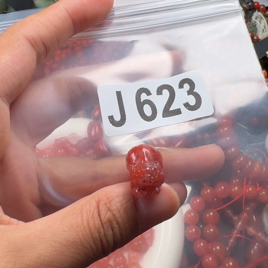 南红玛瑙未镶嵌珠宝奇石有瑕