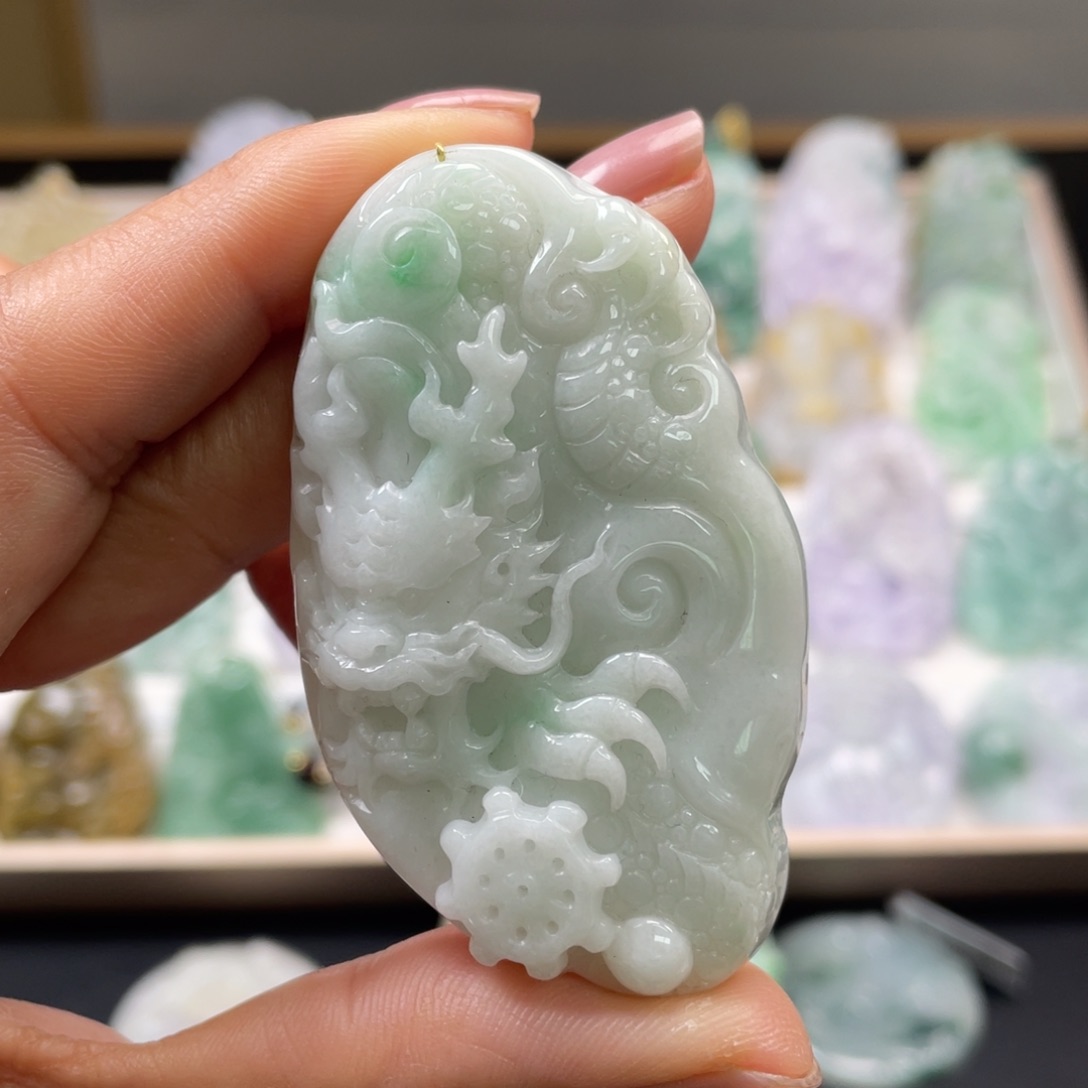 翡翠吊坠(不含链)未镶嵌