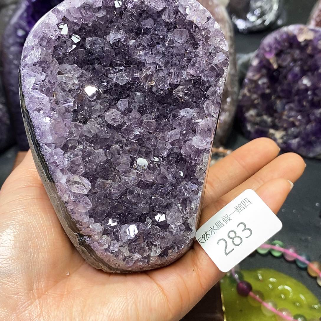 水晶大型摆件（非配饰）未镶嵌