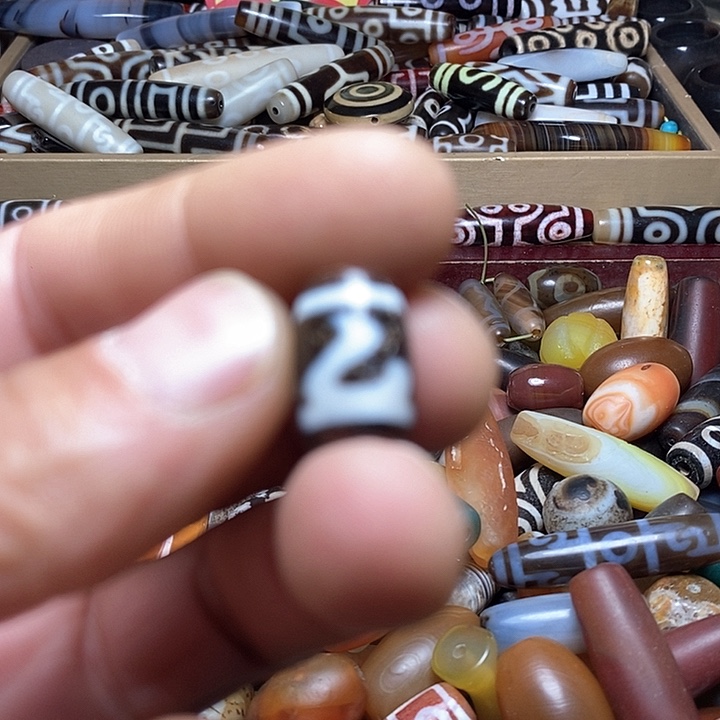 玛瑙/玉髓颈饰未镶嵌97