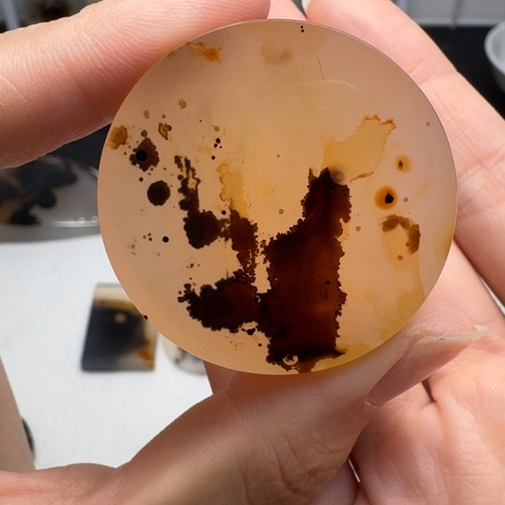 玛瑙/玉髓未镶嵌珠宝奇石