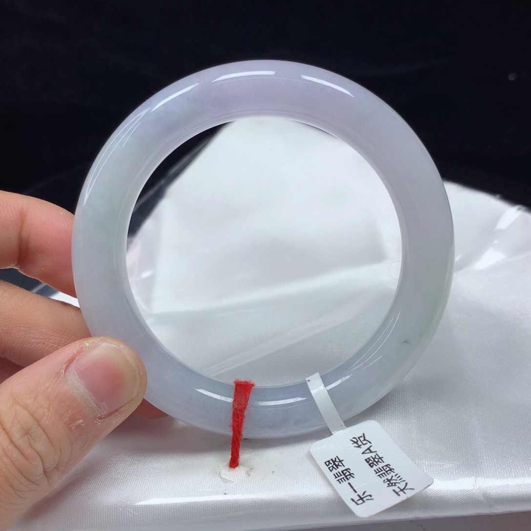 翡翠手镯（圆镯）未镶嵌54.3