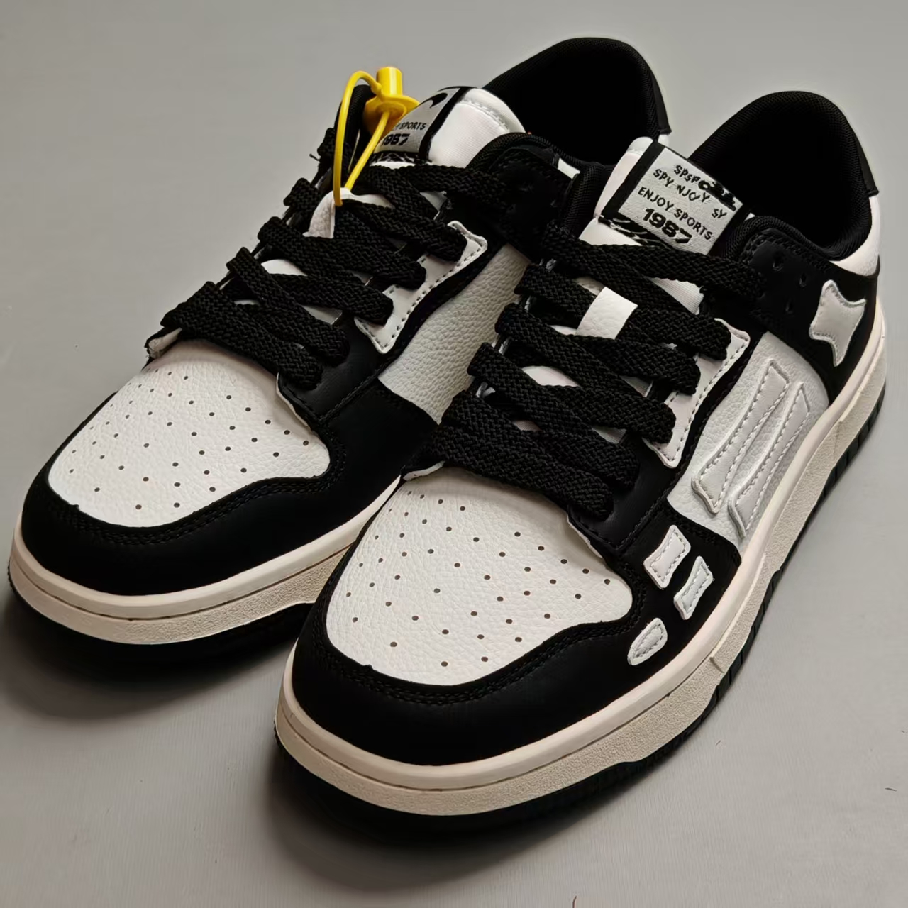 25秋季新款男士百搭防水皮面轻奢时尚运动休闲鞋G52SLD011