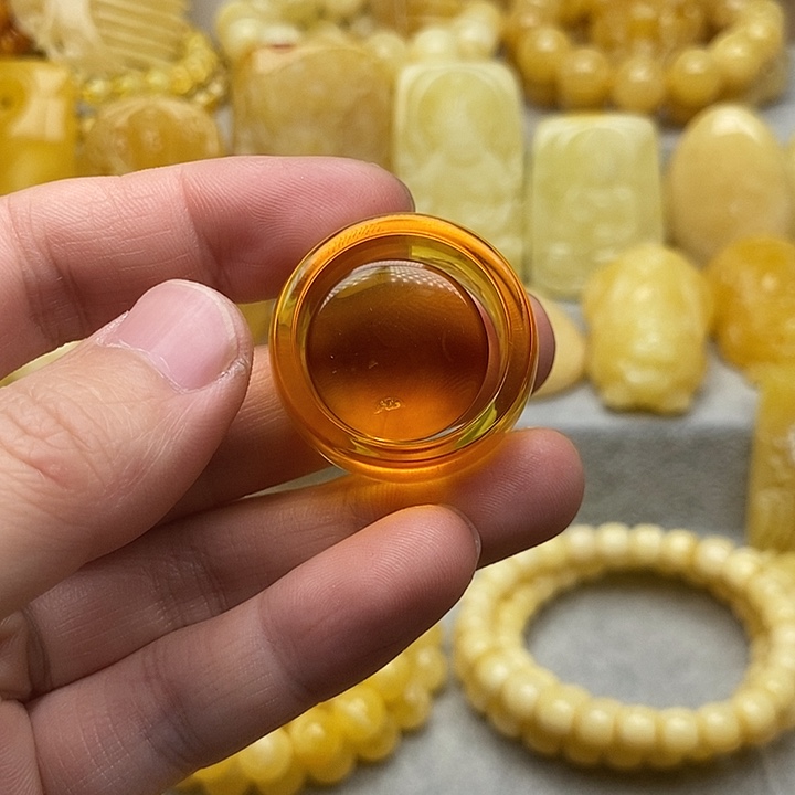 琥珀颈饰未镶嵌琥珀蜜蜡精品扳指