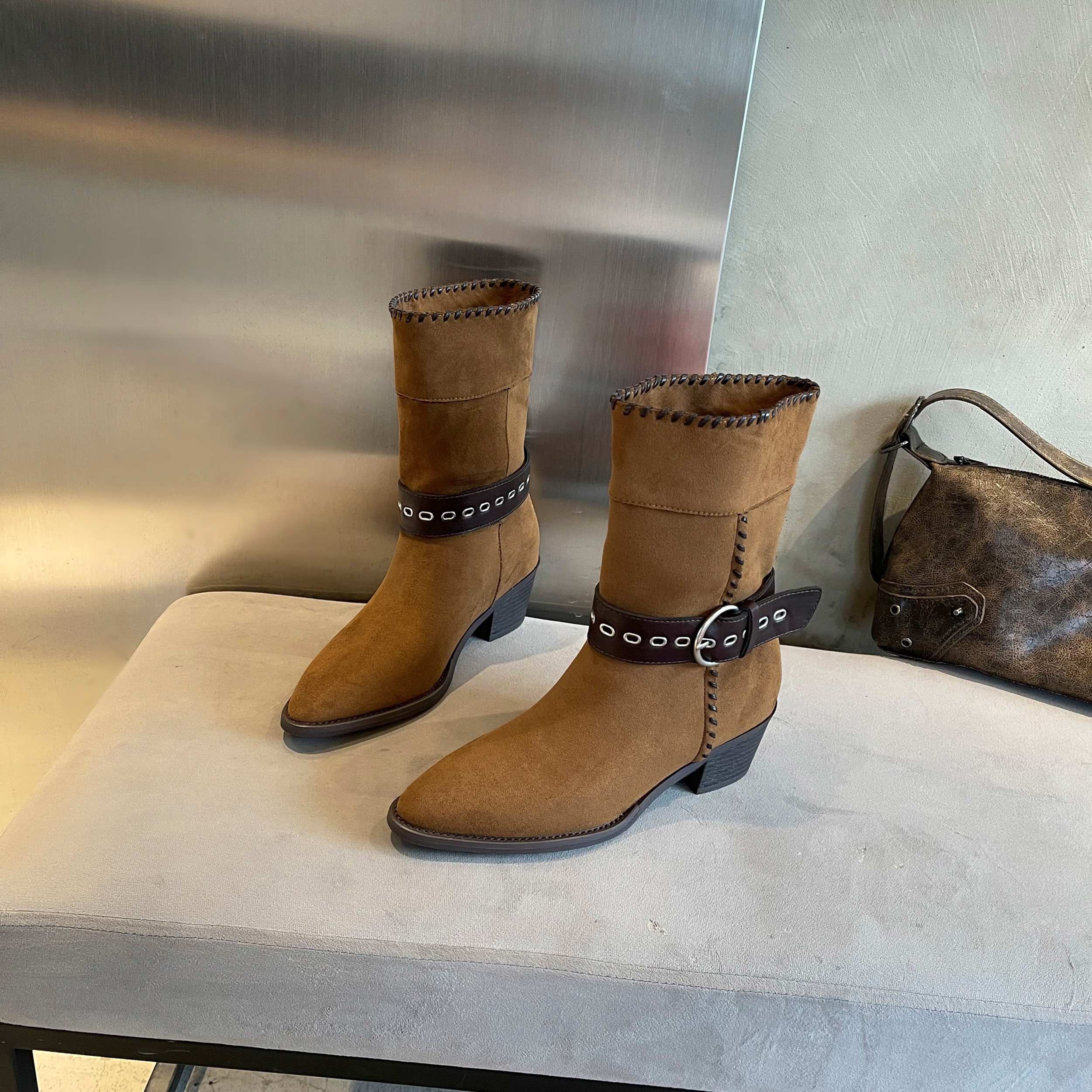 鑫燃Kiki 时尚尖头气质百搭时尚靴 360-26 BL 【F】