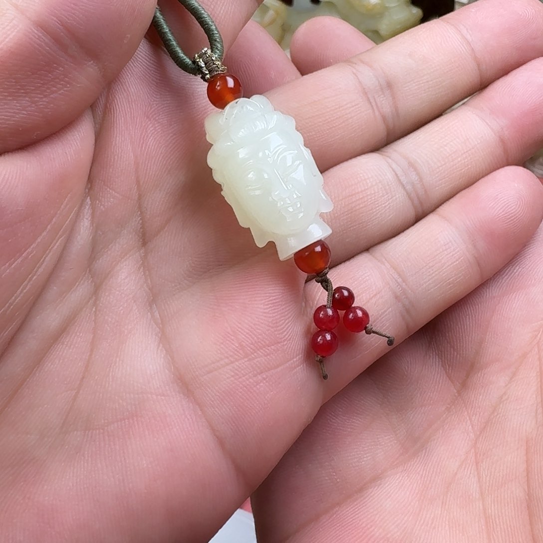 和田玉（糖玉）挂件未镶嵌