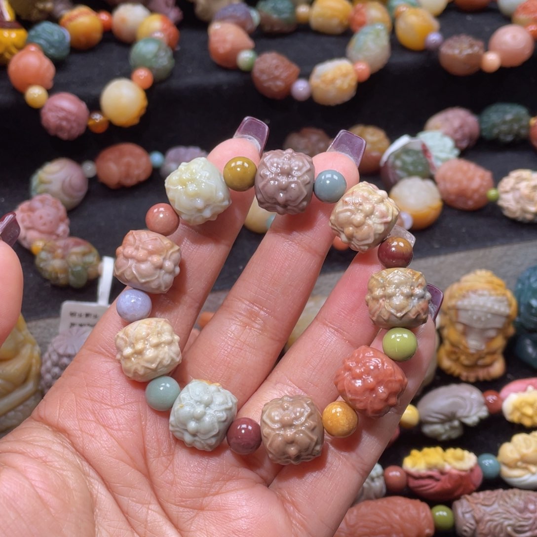 石英质玉手链未镶嵌