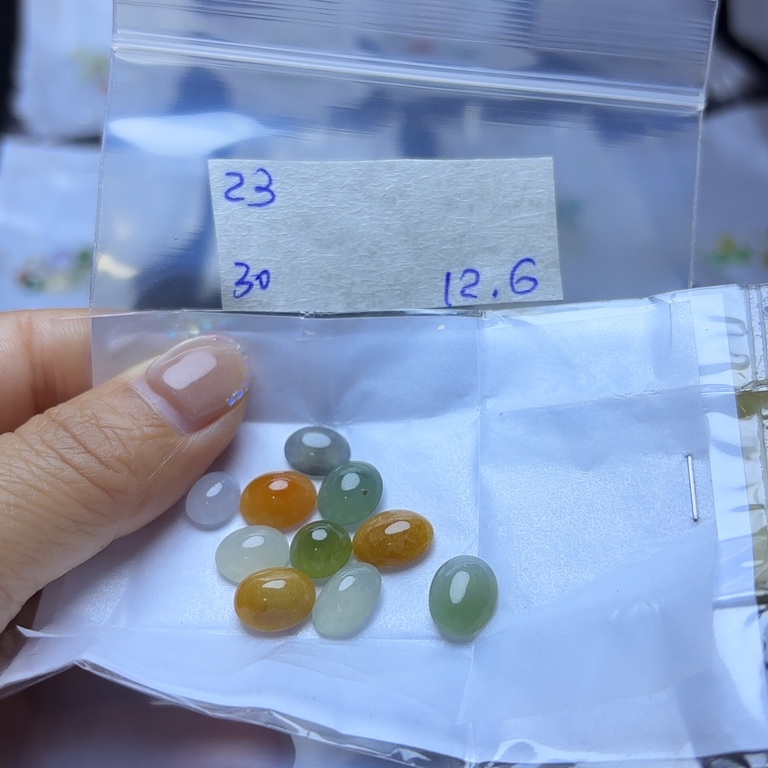 定制翡翠未镶嵌不退