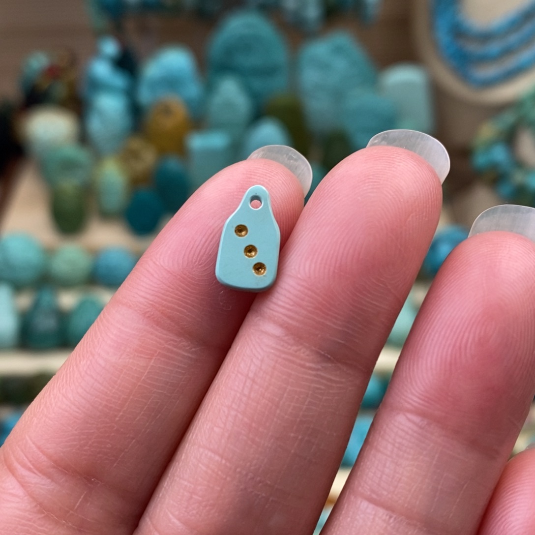 未镶嵌绿松石珠宝奇石