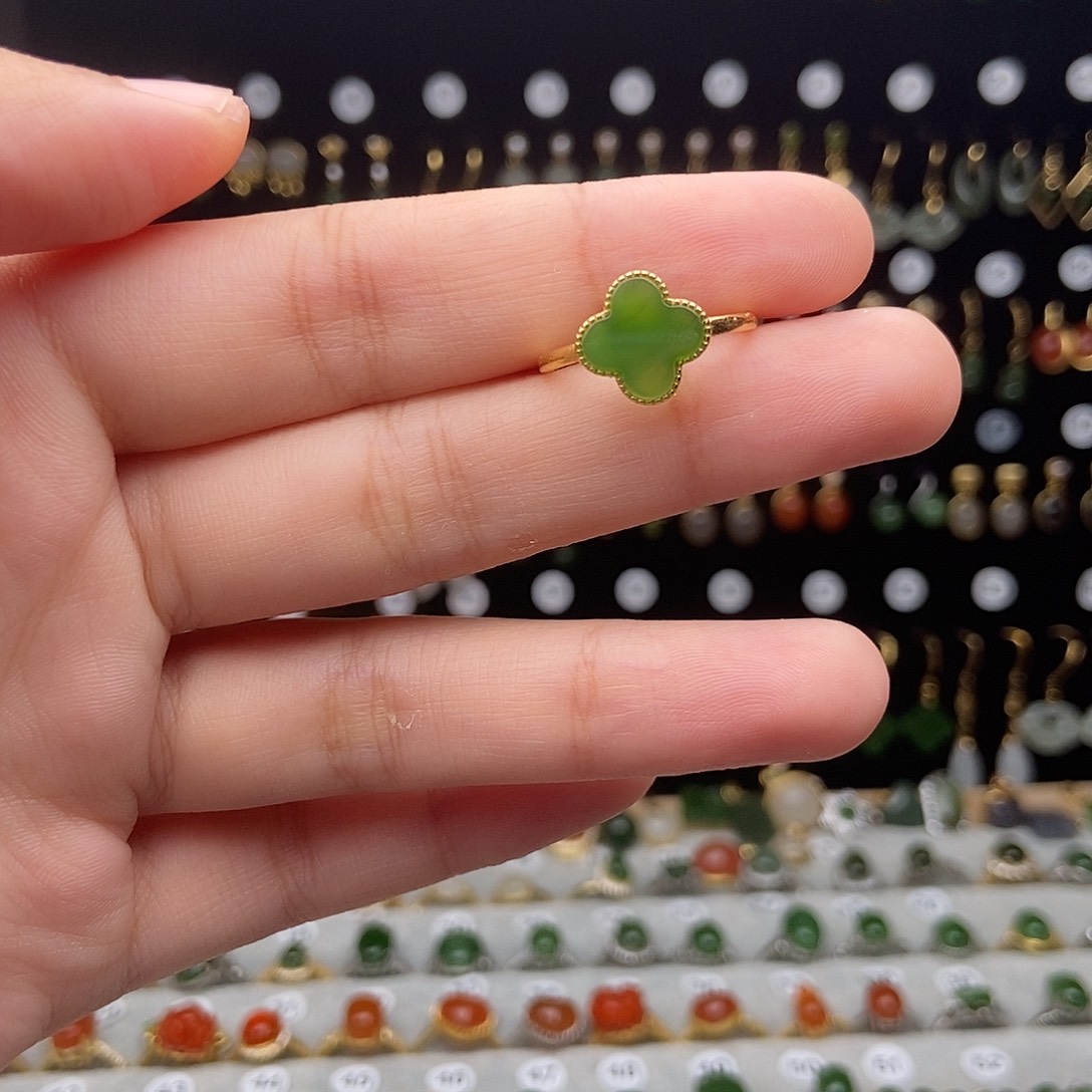 和田玉银S925镶嵌颈饰