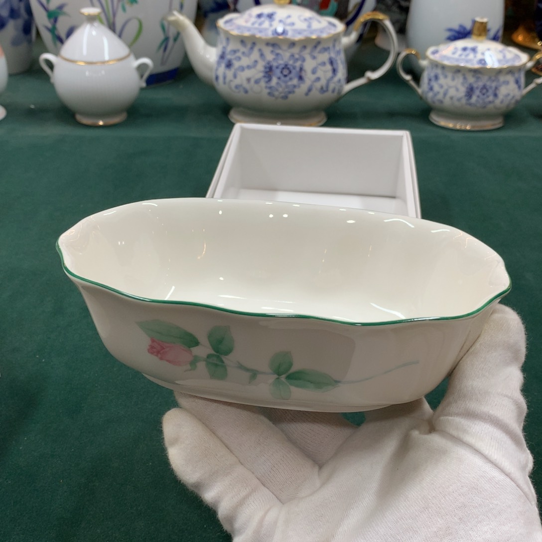 摆件全是大漂亮瓷器啊美美哒