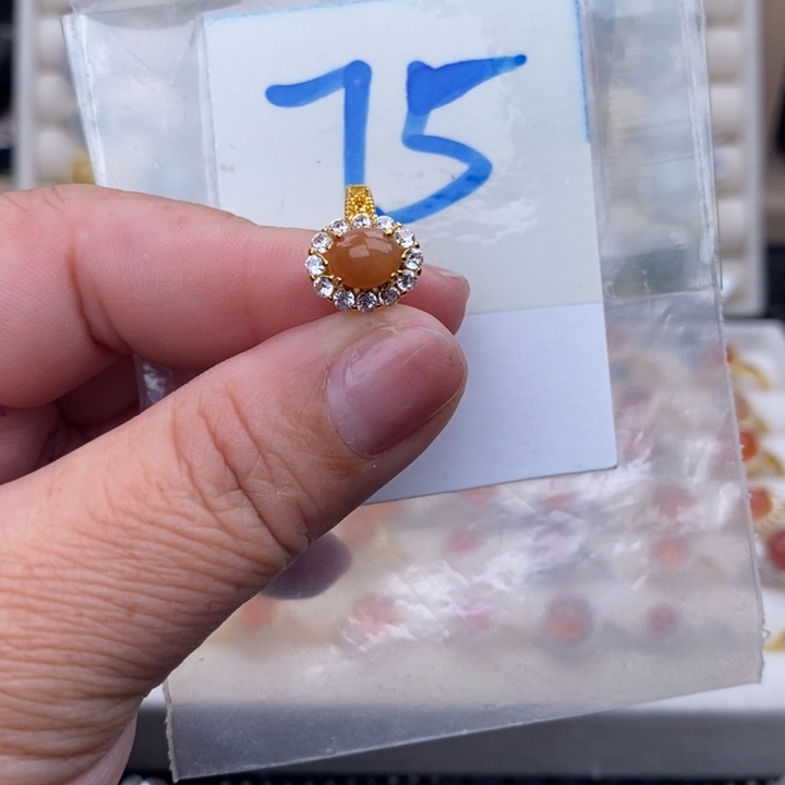 未镶嵌戒指翡翠缅甸