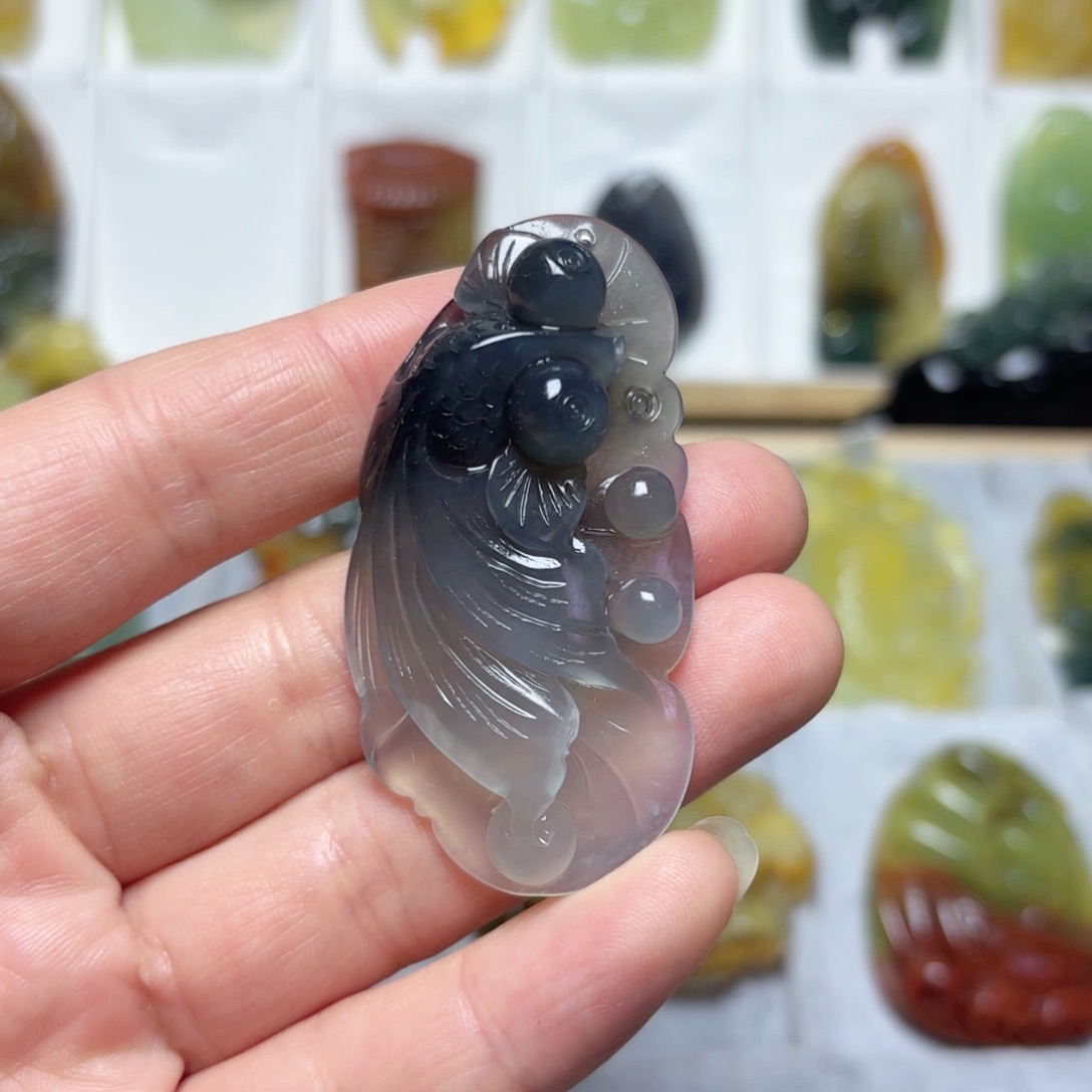蛇纹石玉吊坠(不含链)未镶嵌