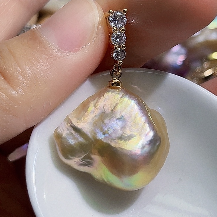 颈饰未镶嵌淡水珍珠