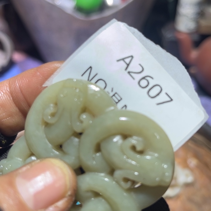 .***，琉璃手工艺品2607