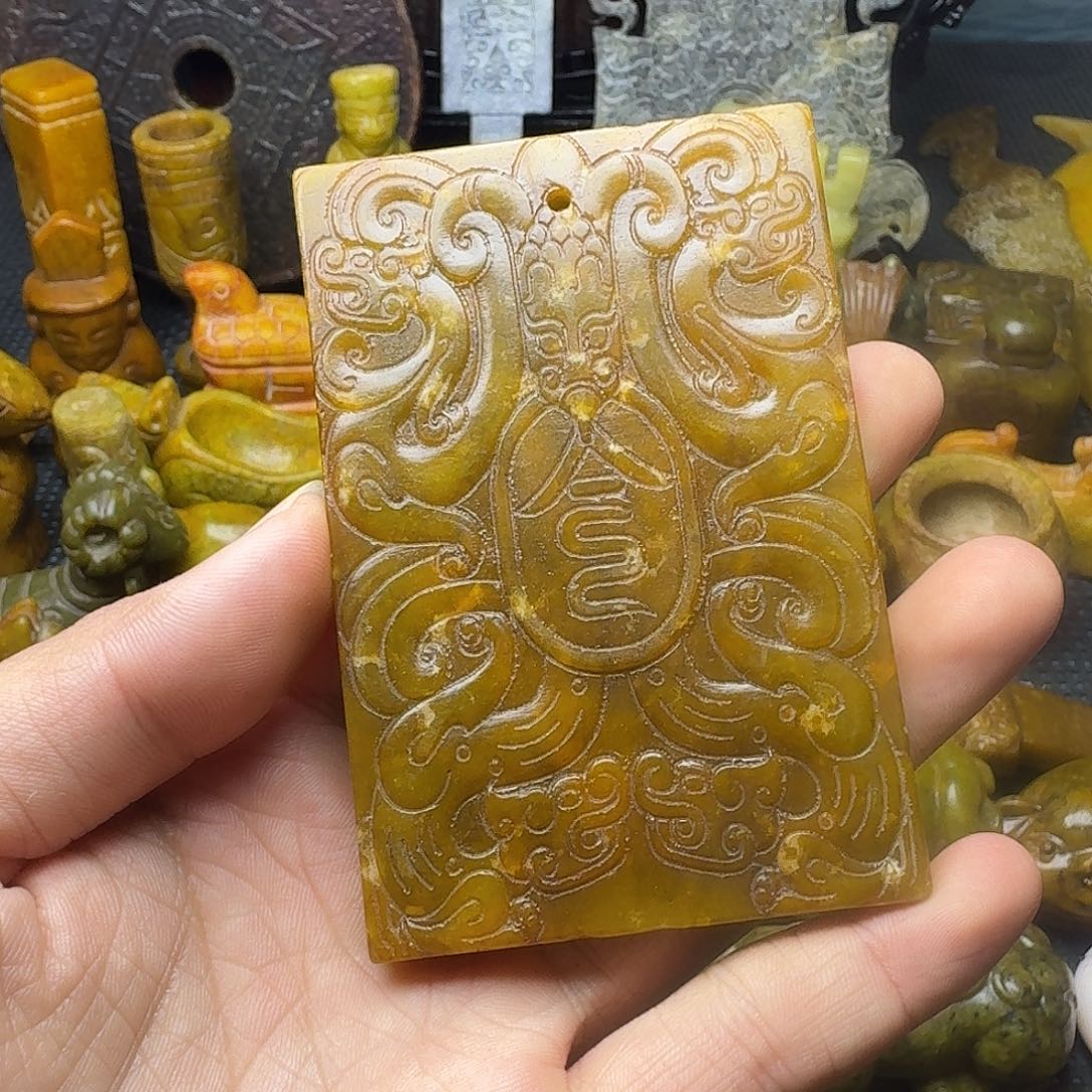 白玉菩提吊坠。。。