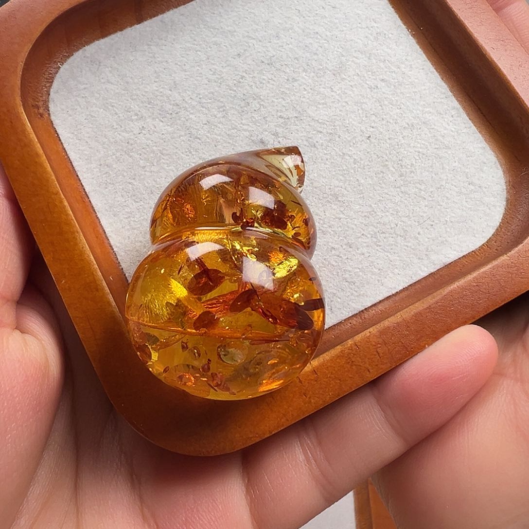 琥珀（花珀）颈饰未镶嵌彤*葫芦