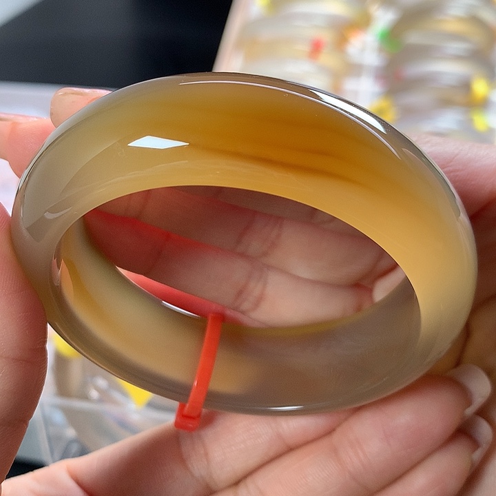 玛瑙/玉髓未镶嵌手镯5758大轮胎金金，宽19.2，亏米漏