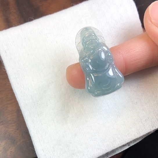 翡翠未镶嵌颈饰缅甸A货，每天下午1点半开播