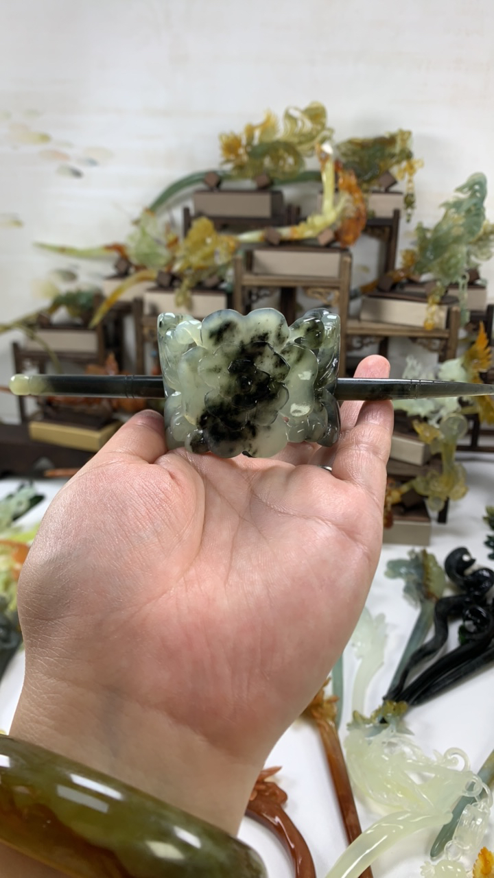 岫玉～发冠。福利款。雕刻立体镂空雕刻。上头酷飒。