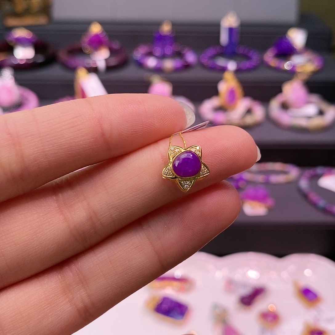 苏纪石（舒俱来）18K金镶嵌吊坠(不含链)