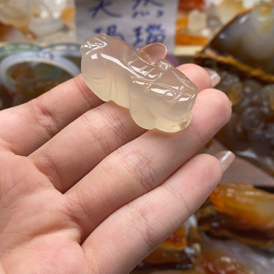 玛瑙/玉髓未镶嵌颈饰