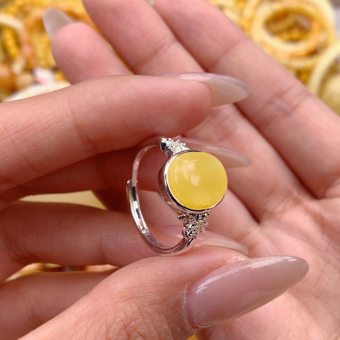 琥珀未镶嵌珠宝奇石