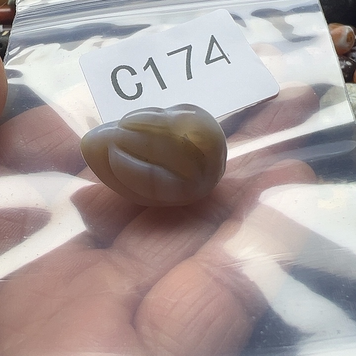 封***榜玛瑙/玉髓未镶嵌手链