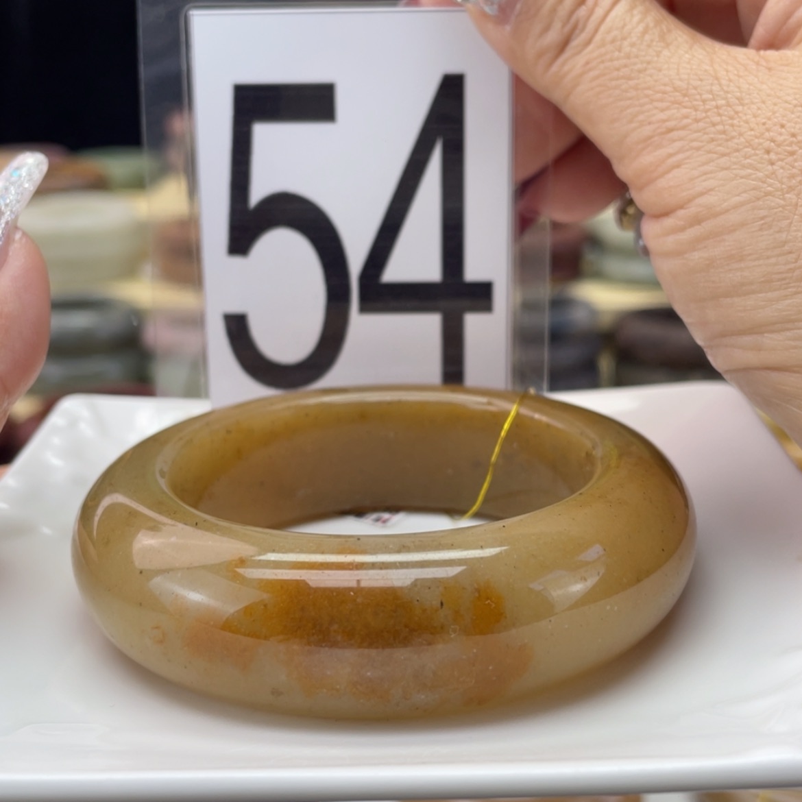 【闪购商品】石英质玉手镯未镶嵌