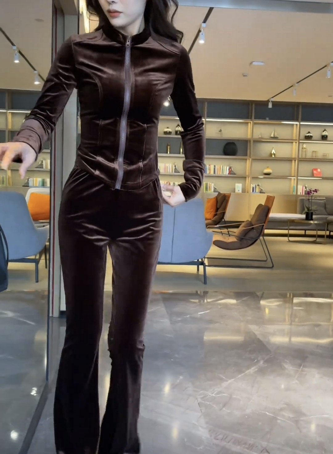 2025年网红时尚休闲立领修身显瘦丝绒套装DY201301